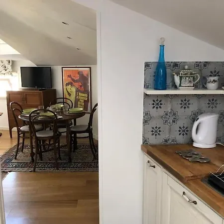 Walking Distance From Via Veneto דירה