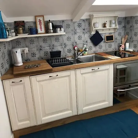 Walking Distance From Via Veneto *